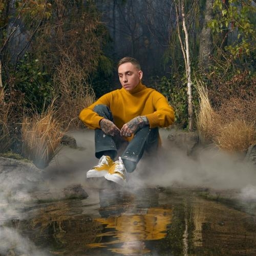 ghost town - Blackbear feat. Sasha Alex Sloan